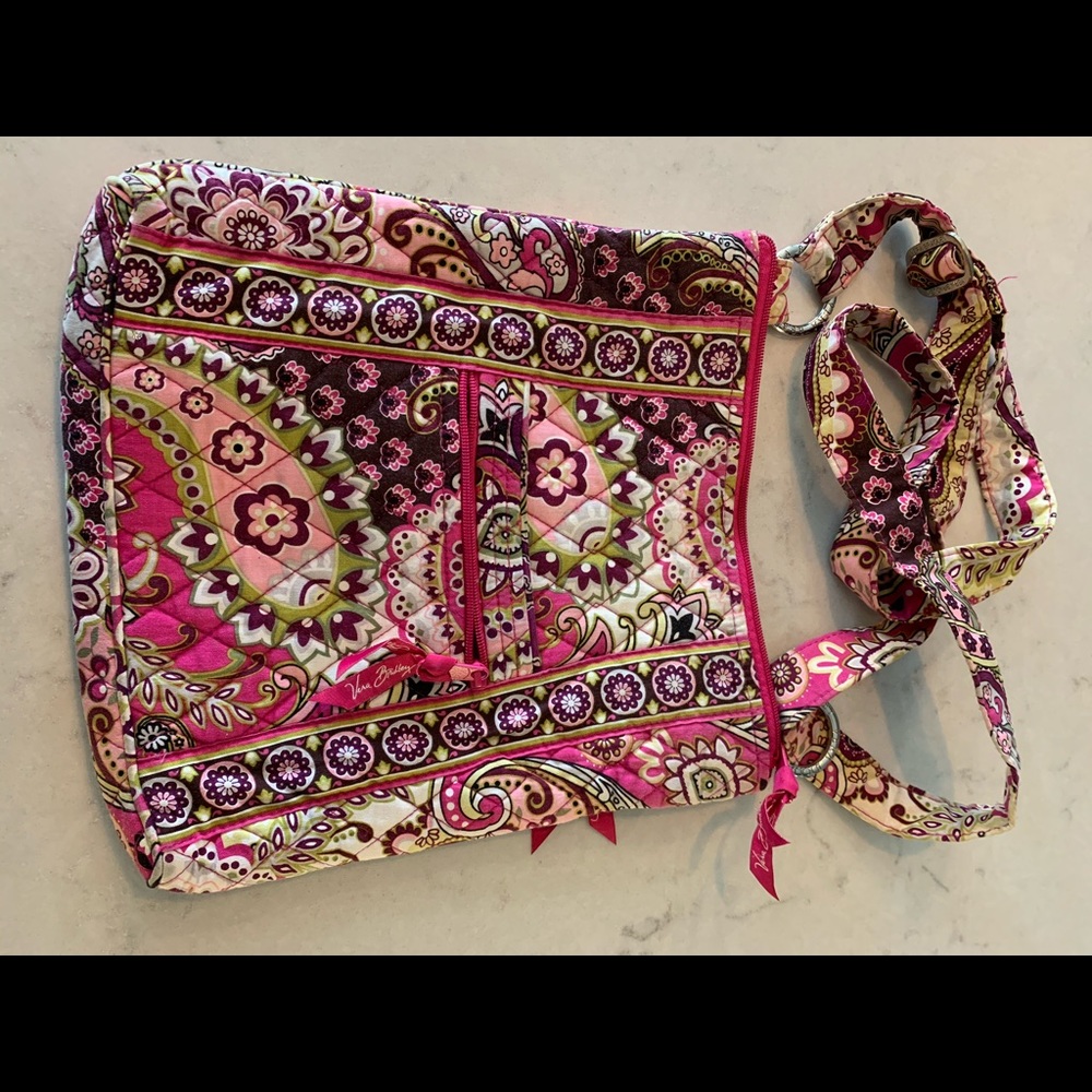 Vera Bradley Hipster - Very Berry Paisley